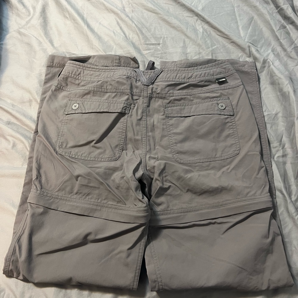 The North Face | Convertible Zip Off Hiking Pants - Picture 5 of 12